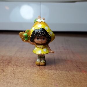 Vintage Strawberry Shortcake Orange Blossom with Marmalade Mini Figure